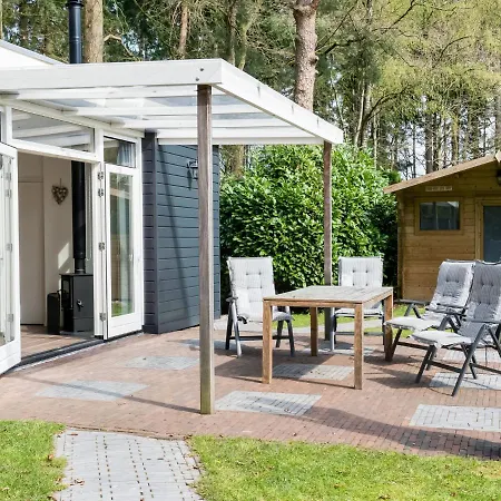 Secluded Bungalow In Laag-soeren With Garden